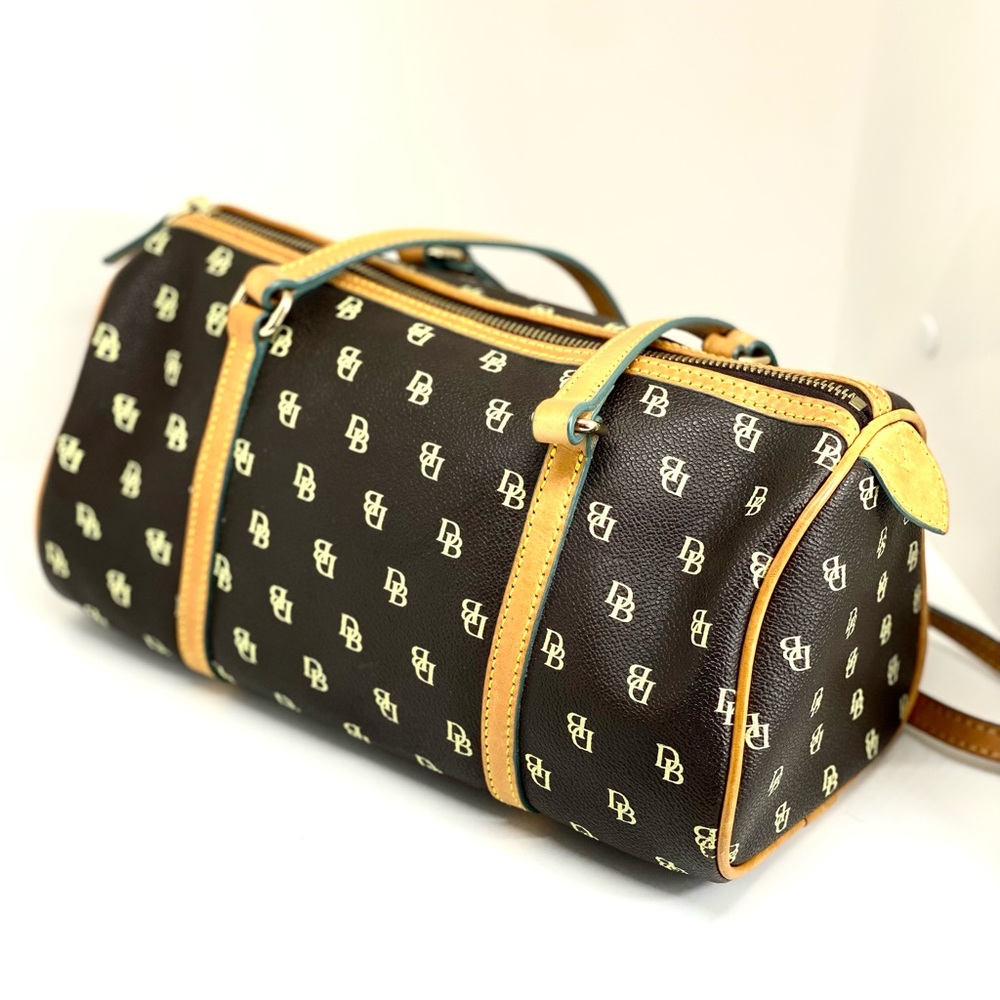 DOONEY & BOURKE💥VINTAGE-SOLD OUT💥Signature Coated Canvas Barrel Bag - Picture 4 of 11